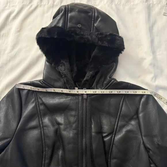Black PU leather long jacket with sherpa lining removable faux fur on hoodie - Picture 9 of 14